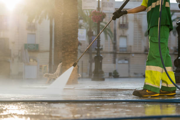 Best Playground Equipment Cleaning  in Chilhowie, VA